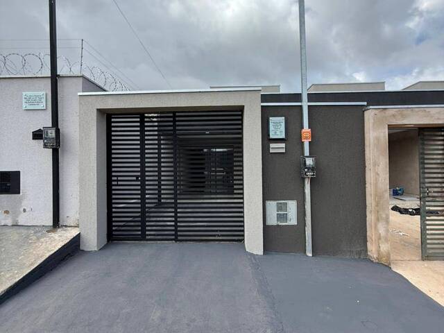 #1 - Casa para Venda em Luziânia - GO