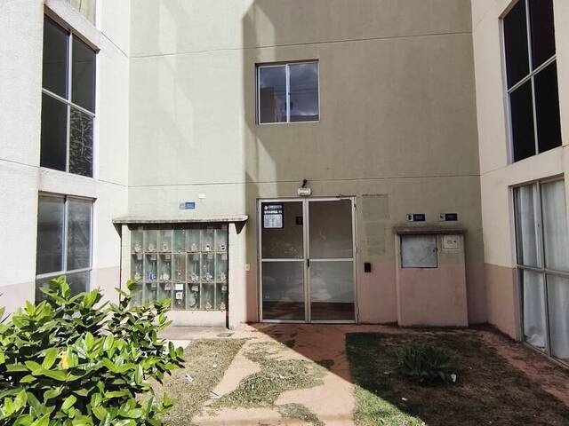Apartamento para Venda em Luziânia - 4